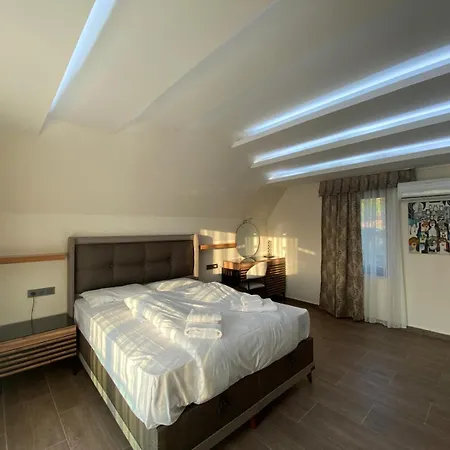 Bektas Private Villa *